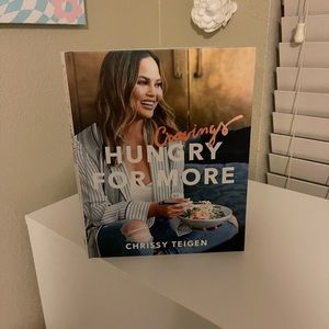 Chrissy teigen cook book